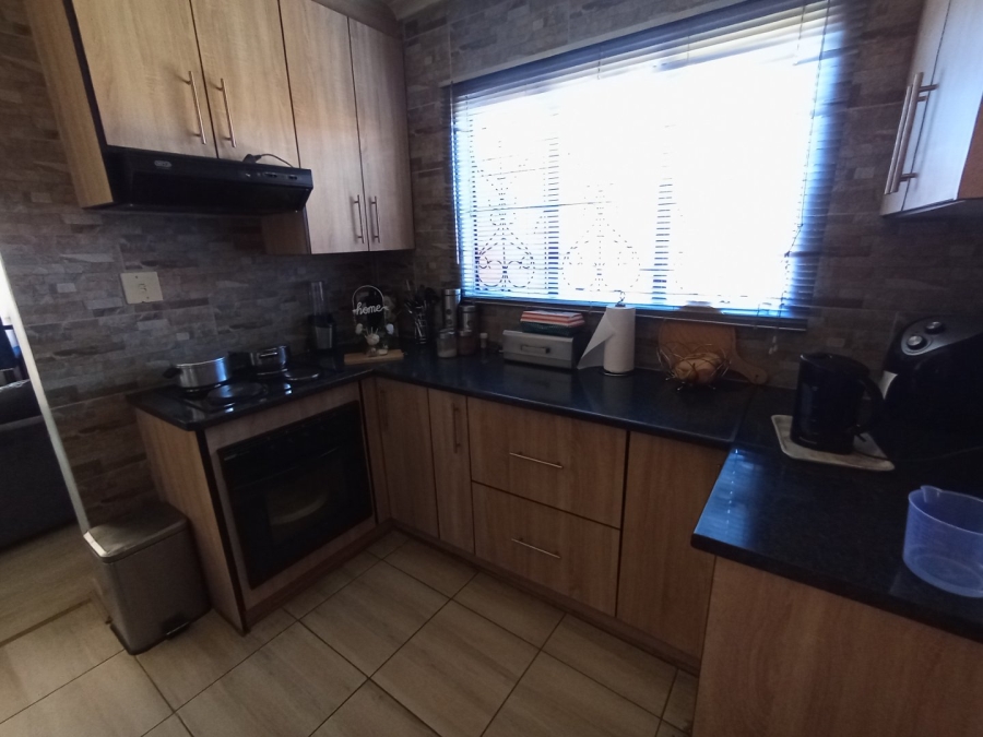 2 Bedroom Property for Sale in Bloemside Free State